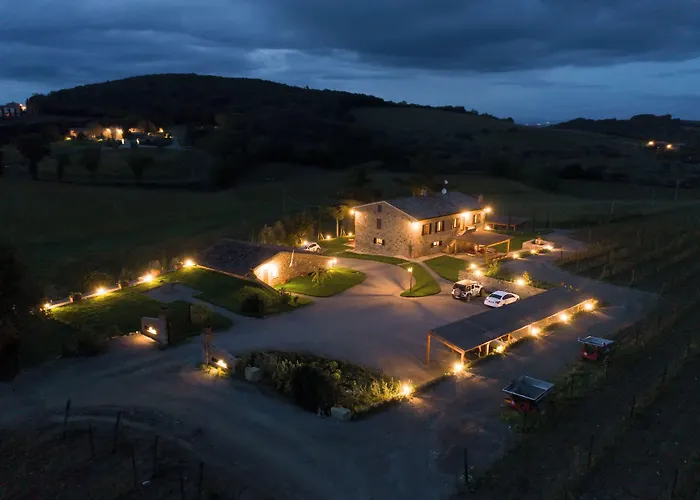 Paradiso di Cacuci - Traditional Tuscan Vineyard&Villa